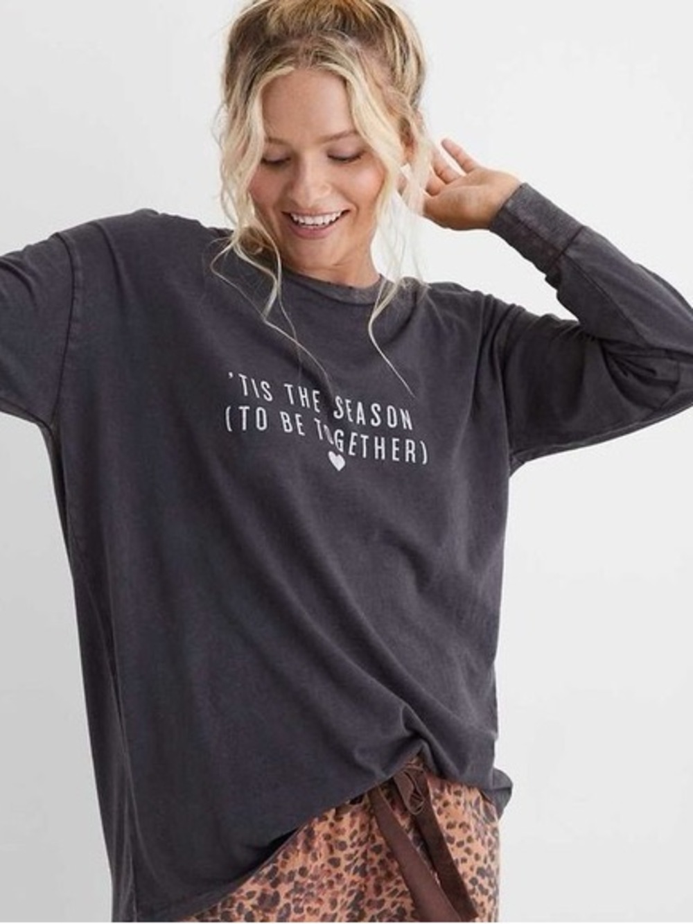 American Eagle Aerie 'Tis The Season Women’s Long Sleeve Graphic Tee Size Large